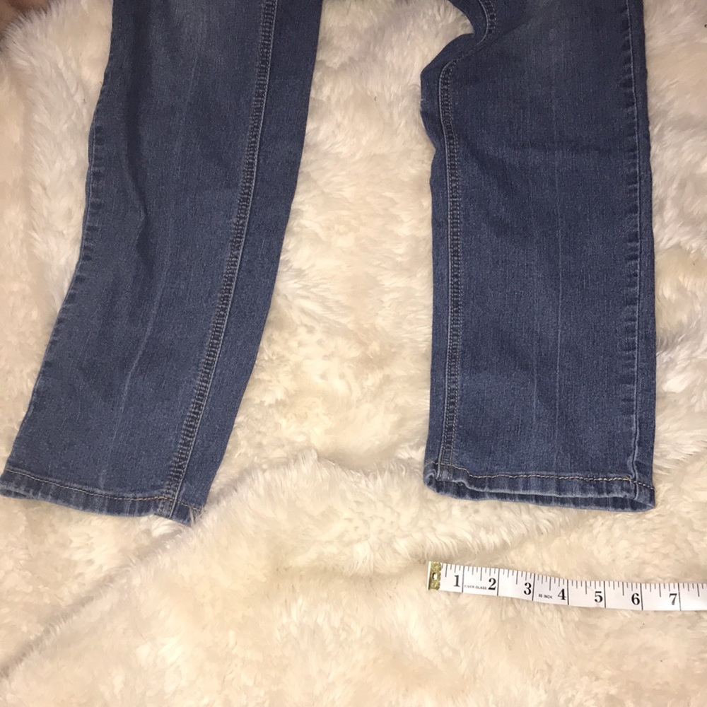 Blue Jeans - Picture 4 of 6
